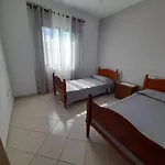 بيت للعطل Elezi House