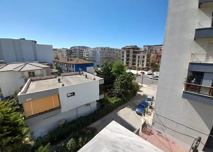 Elezi House * Durrës