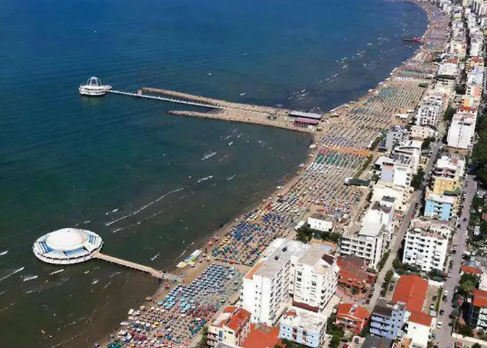 Elezi House Casa vacanze *